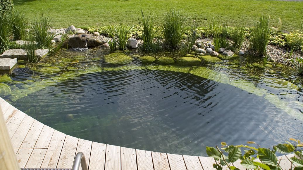 水池泡沫多怎么處理，水池消泡劑可以嗎？